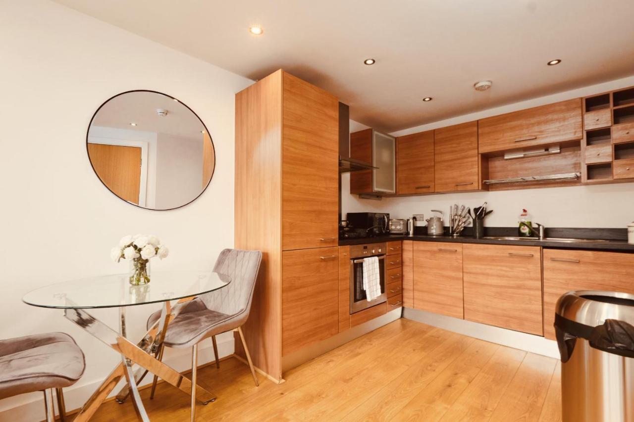 Deluxe City Modern Apt&Free Parking No Balcony Leeds  Buitenkant foto