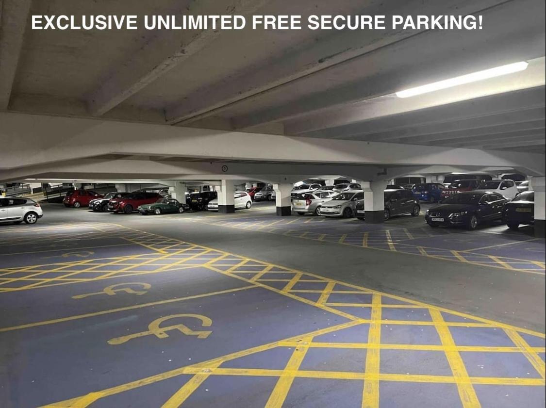 Deluxe City Modern Apt&Free Parking No Balcony Leeds  Buitenkant foto